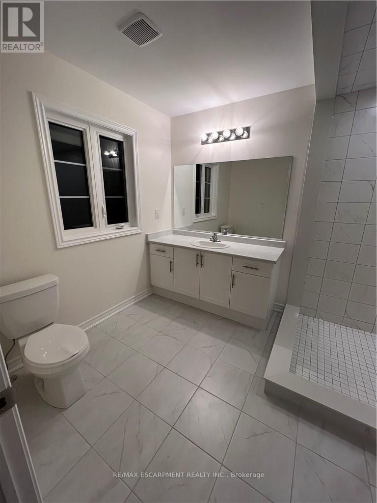 5 Genoa Drive, Hamilton, Ontario  L9B 0K1 - Photo 19 - X12761222