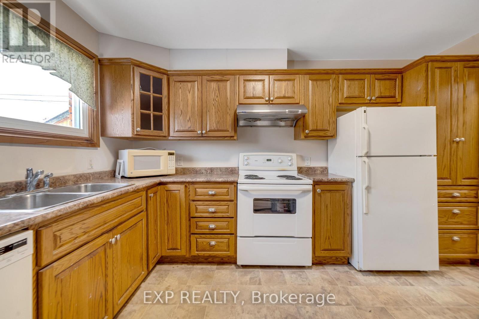 Main Unit - 1023 Eagle Drive, London South, Ontario  N5Z 3H4 - Photo 17 - X12761224