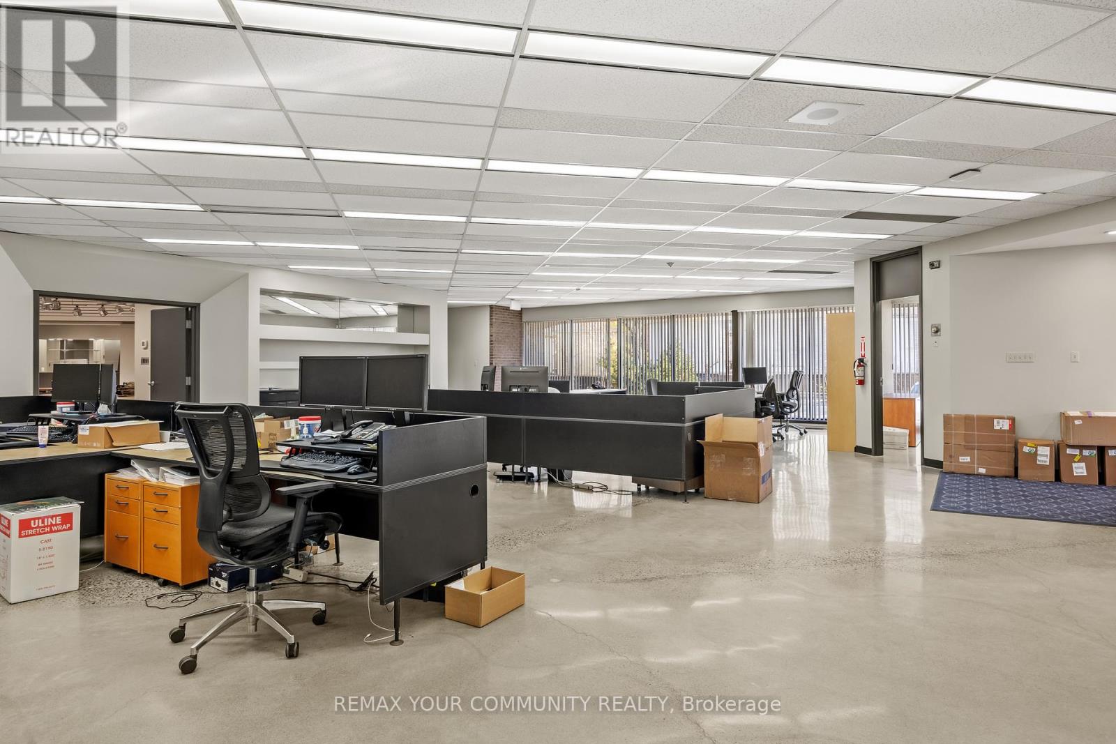 785 Arrow Road, Toronto (Humbermede), Ontario  M9M 2L4 - Photo 5 - W12541722