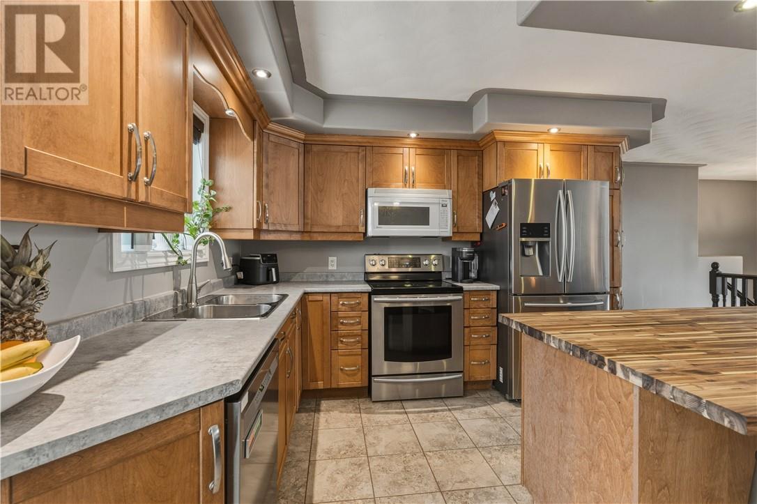 2264 Boardwalk Avenue, Greater Sudbury, Ontario  P3N 0A6 - Photo 11 - 2126326