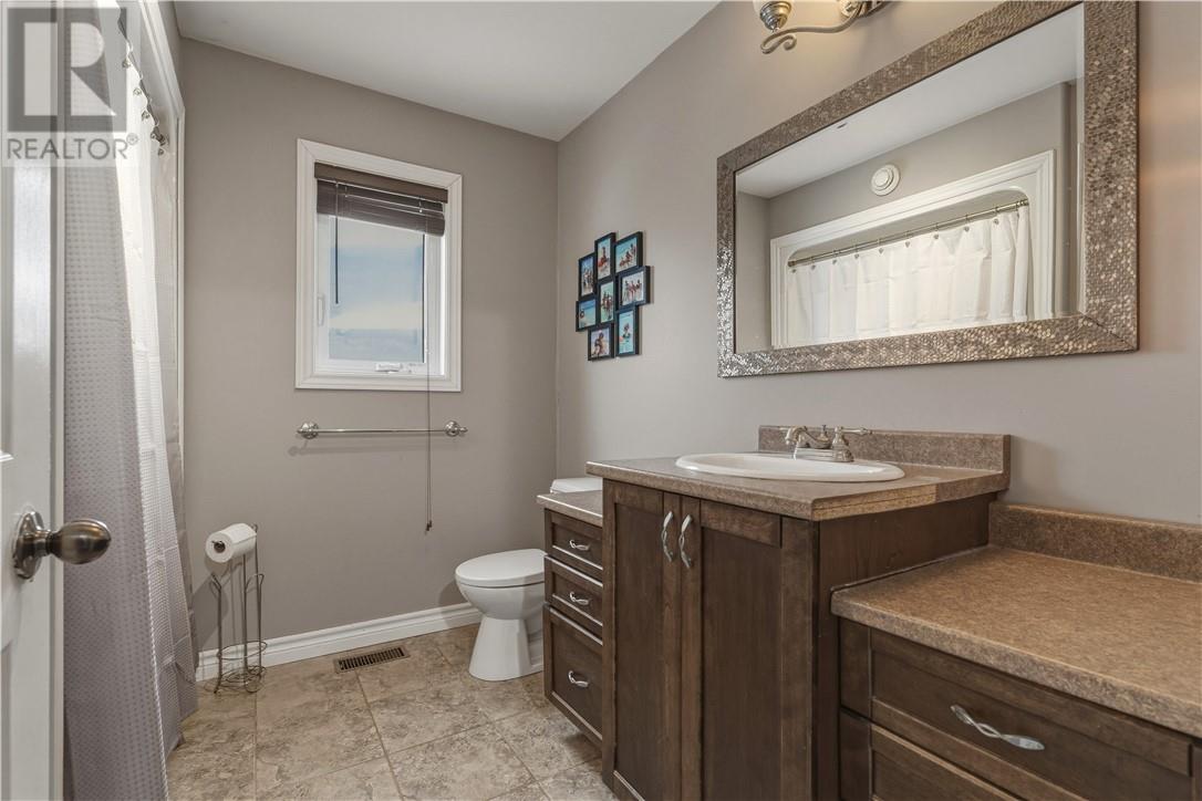 2264 Boardwalk Avenue, Greater Sudbury, Ontario  P3N 0A6 - Photo 19 - 2126326