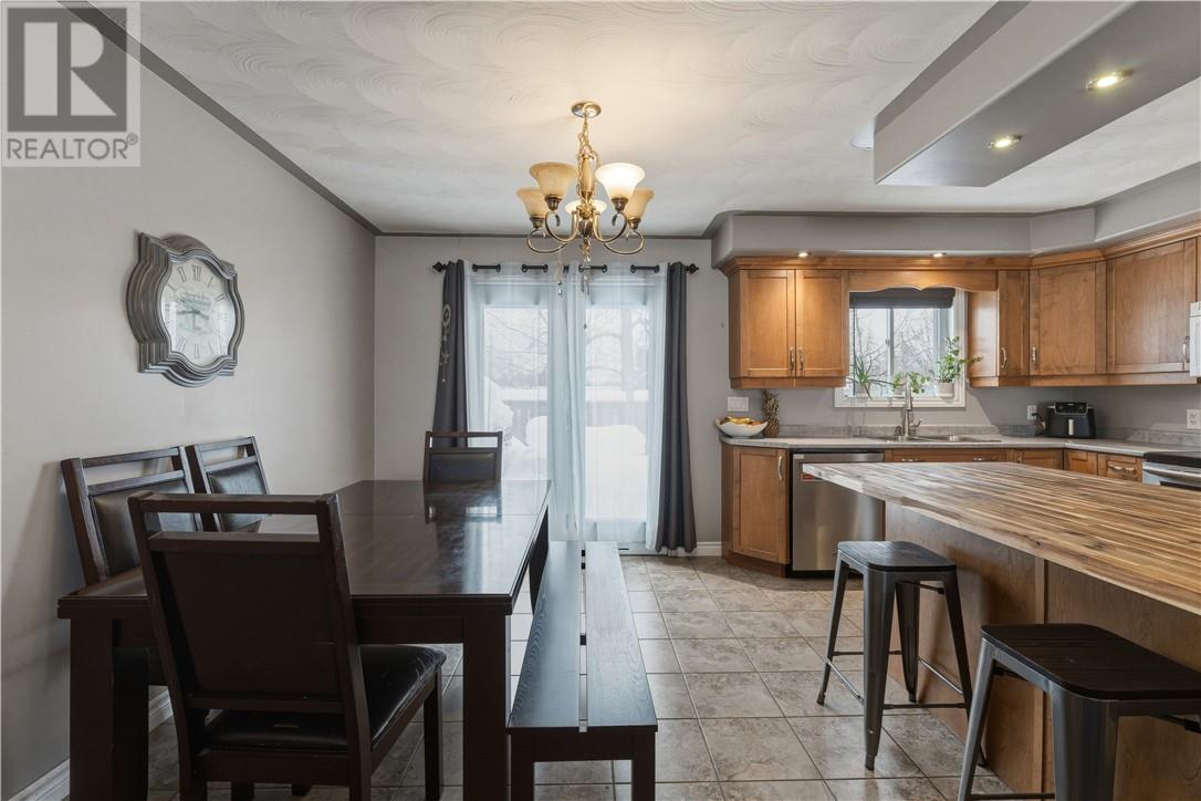 2264 Boardwalk Avenue, Greater Sudbury, Ontario  P3N 0A6 - Photo 8 - 2126326