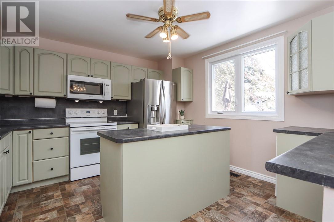 214 Darby Street, Greater Sudbury, Ontario  P3B 3V1 - Photo 10 - 2126319