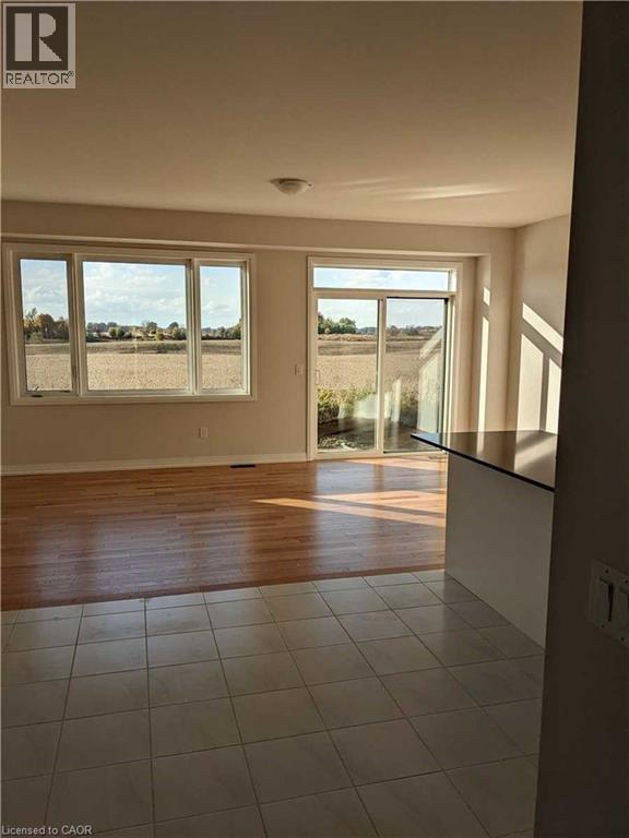 94 Freedom Crescent, Mount Hope, Ontario  L0R 1W0 - Photo 3 - 40803138