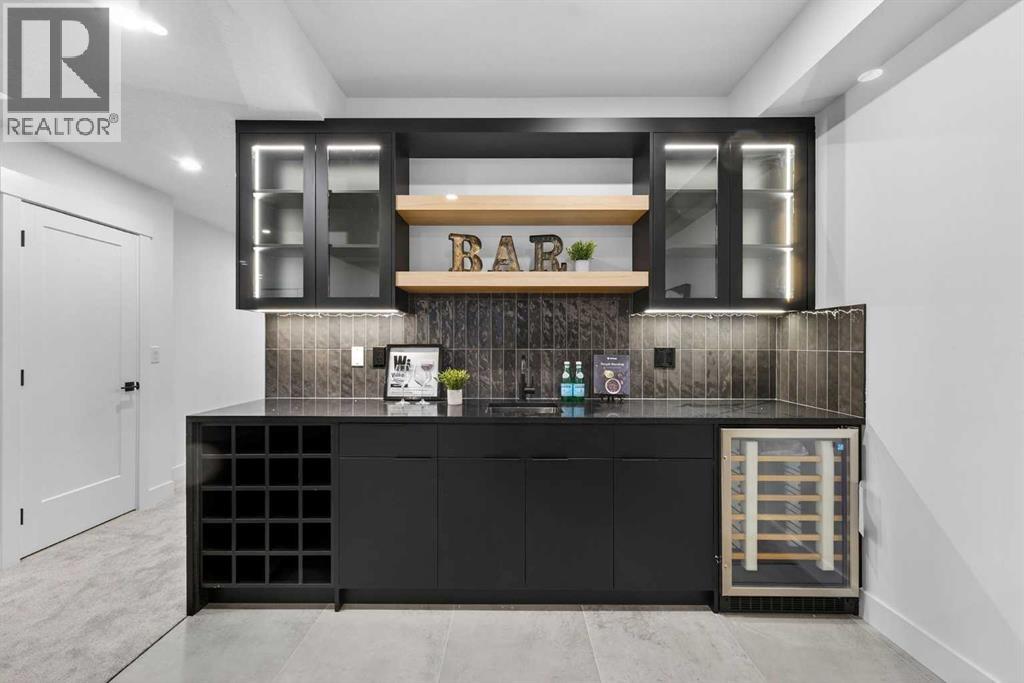 223 29 Avenue Nw, Calgary, Alberta  T2M 2M2 - Photo 39 - A2277612