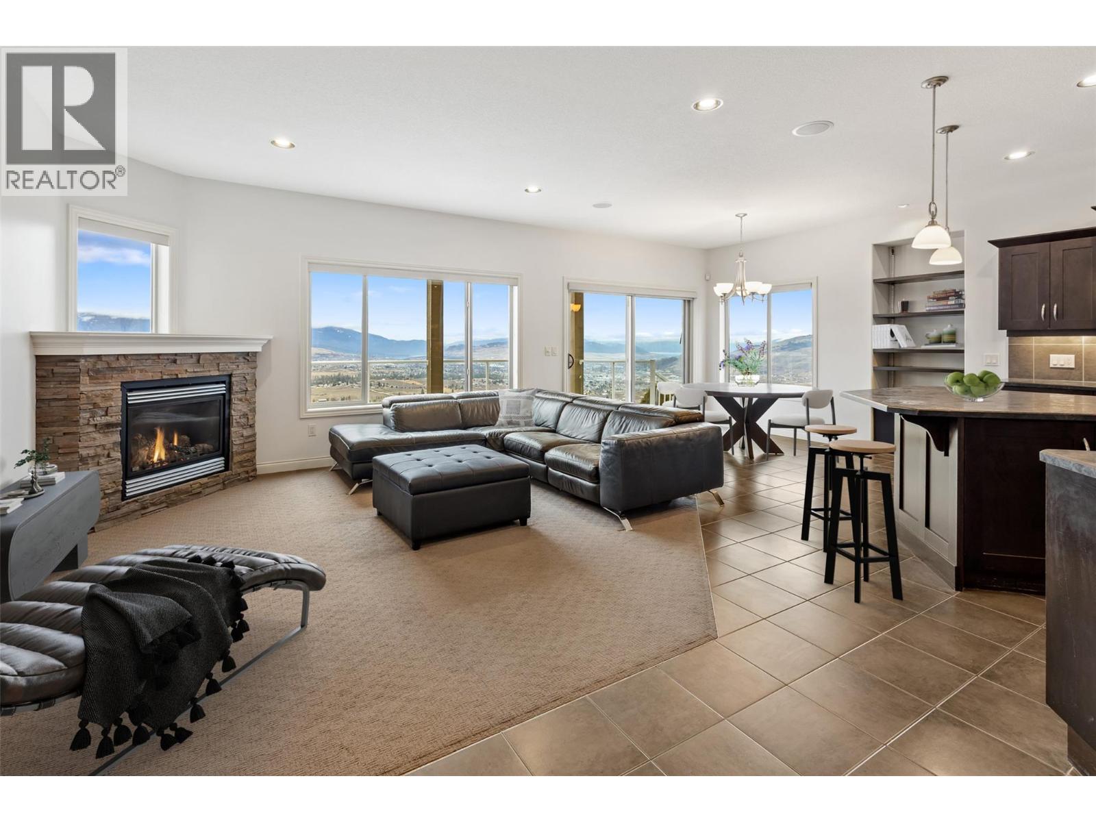 725 Hart Lane, Vernon, British Columbia  V1B 4B2 - Photo 5 - 10374681