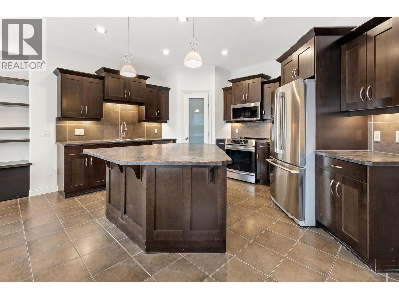 725 Hart Lane, Vernon, British Columbia  V1B 4B2 - Photo 12 - 10374681