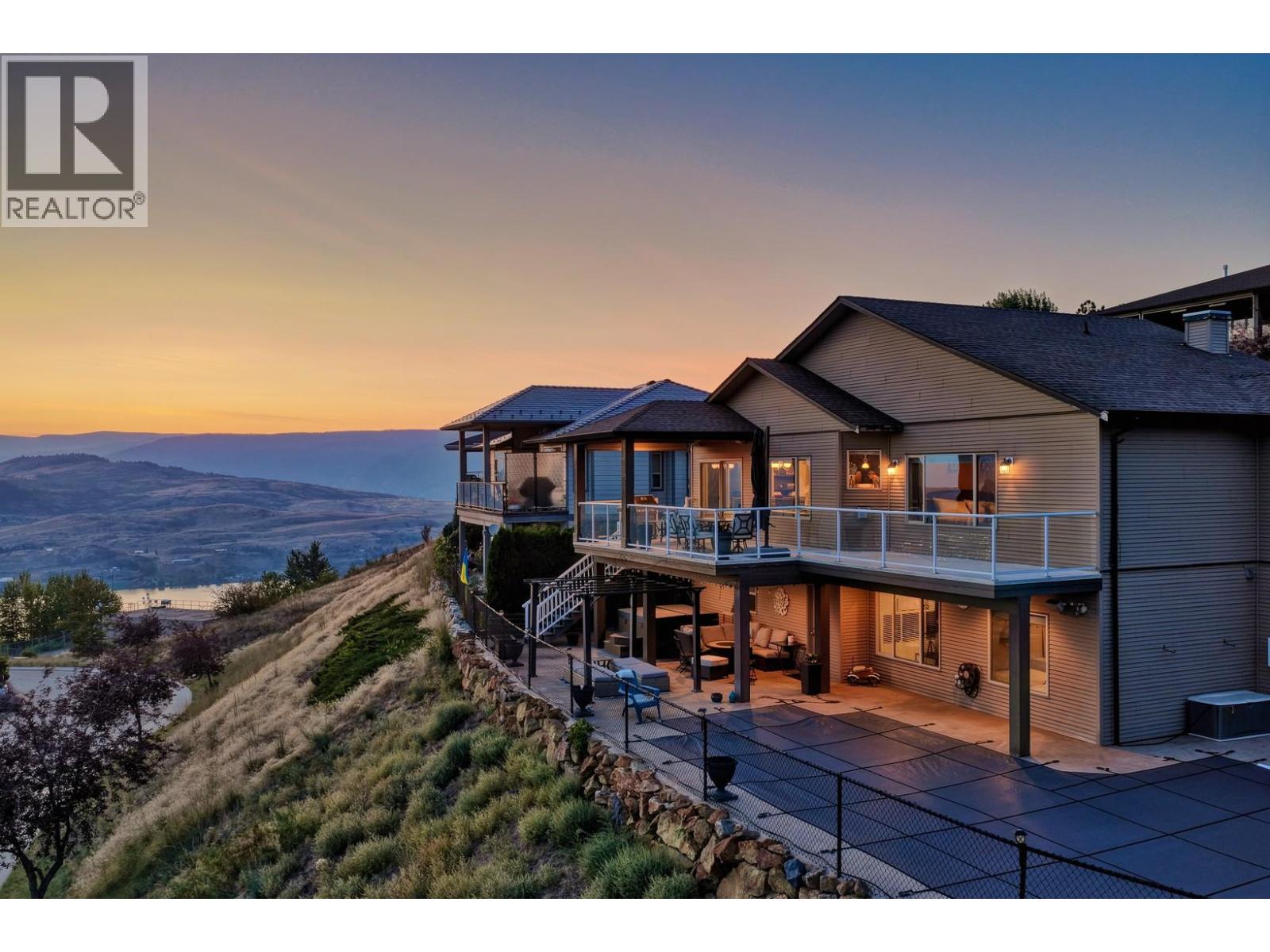 725 Hart Lane, Vernon, British Columbia  V1B 4B2 - Photo 2 - 10374681