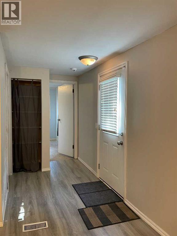 202 Railway Avenue, Veteran, Alberta  T0C 2S0 - Photo 24 - A2247243