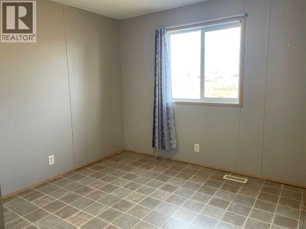 729 3 St  S, Grassy Lake, Alberta  T0K 0Z0 - Photo 13 - A2284070