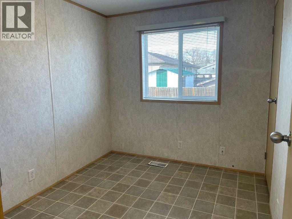 729 3 St  S, Grassy Lake, Alberta  T0K 0Z0 - Photo 14 - A2284070