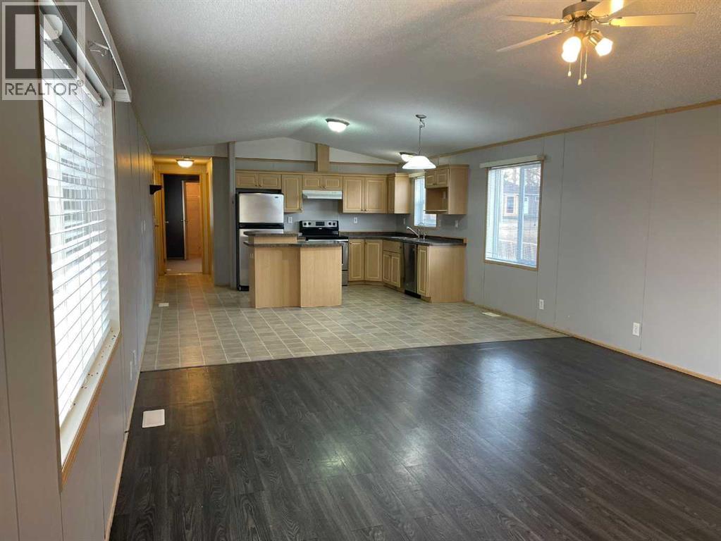 729 3 St  S, Grassy Lake, Alberta  T0K 0Z0 - Photo 6 - A2284070