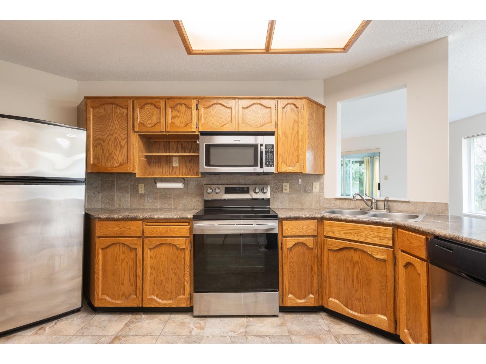 104 1378 Fir Street, White Rock, British Columbia  V4B 4B2 - Photo 17 - R3086697