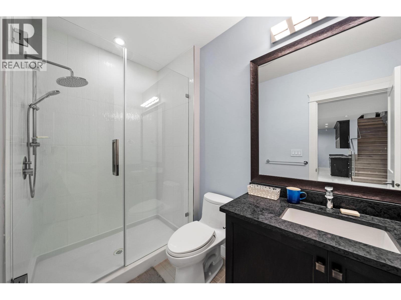 656 Blue Moutain St, Coquitlam, British Columbia  V3J 4R6 - Photo 26 - R3086947