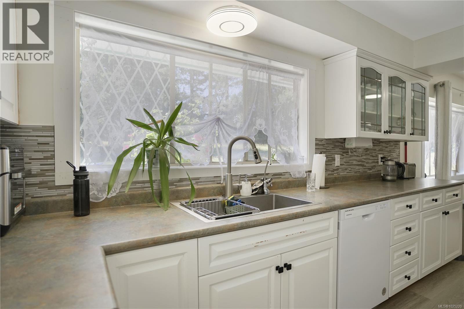 3090 Decourcy Dr, Nanaimo, British Columbia  V9G 1E2 - Photo 11 - 1025220