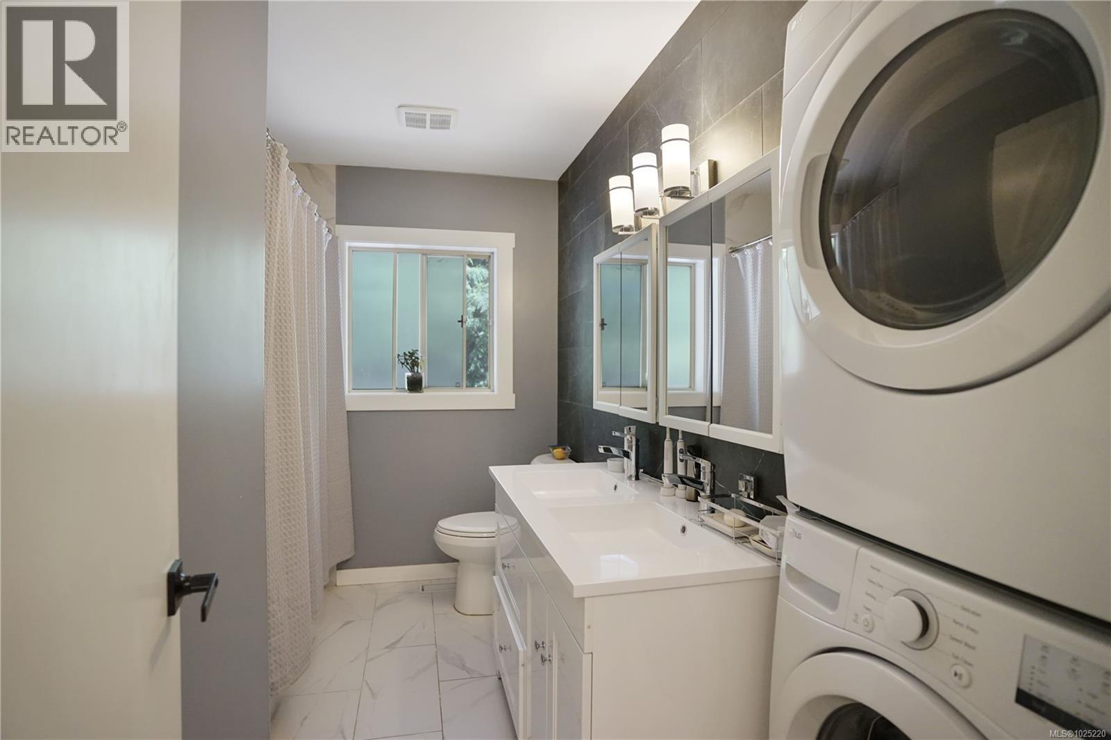 3090 Decourcy Dr, Nanaimo, British Columbia  V9G 1E2 - Photo 9 - 1025220