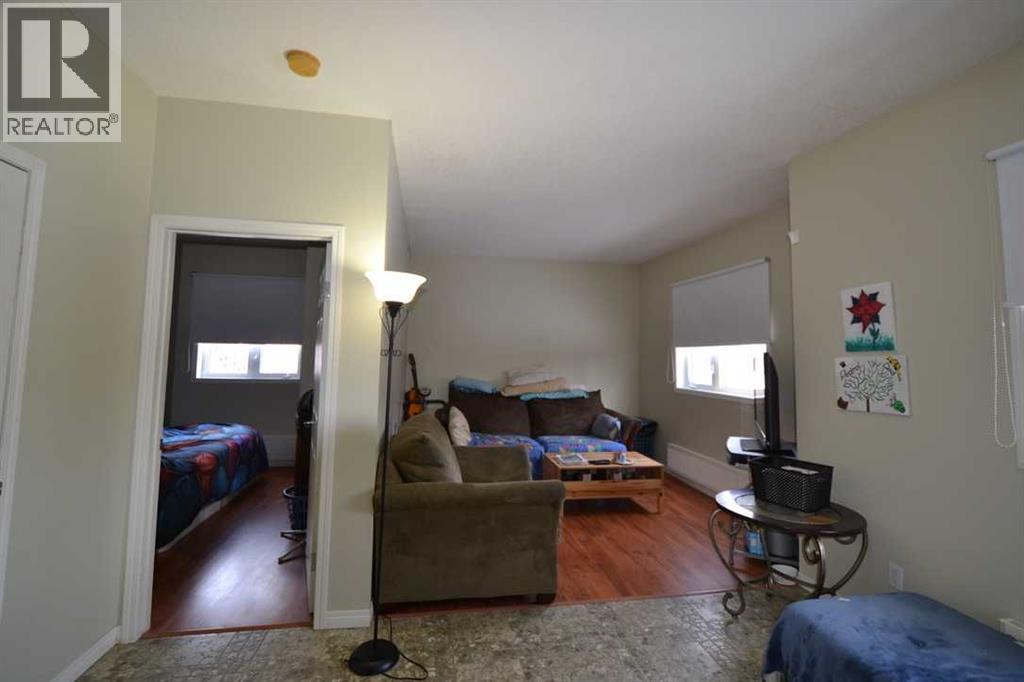 660 1 Avenue, Irricana, Alberta  T0M 1B0 - Photo 21 - A2274113