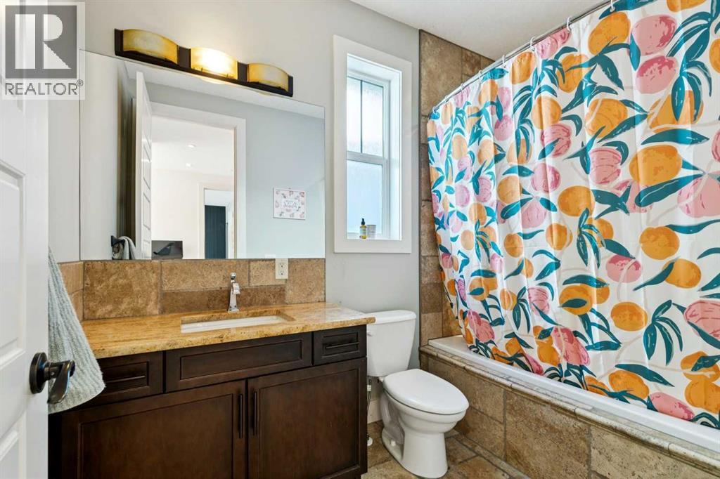 1072 Channelside Drive Sw, Airdrie, Alberta  T4B 3K4 - Photo 27 - A2277878