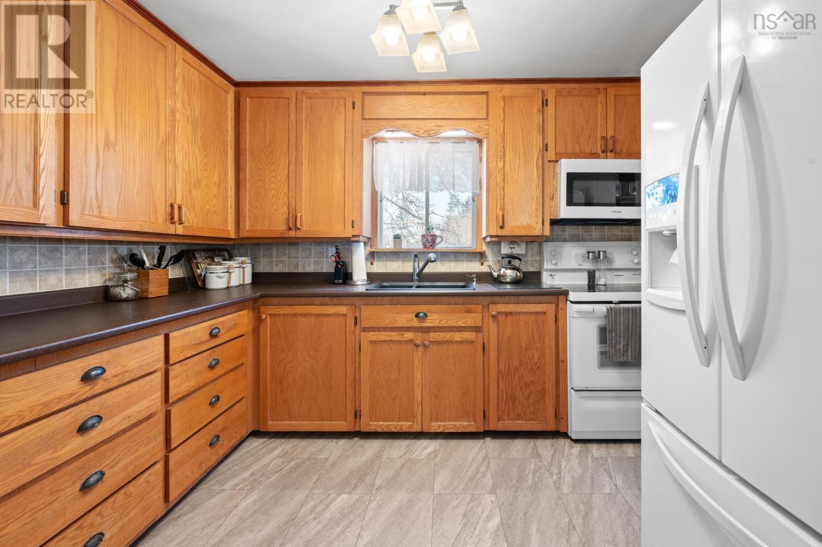 7739 Highway 7, Musquodoboit Harbour, Nova Scotia  B0J 2L0 - Photo 14 - 202602165