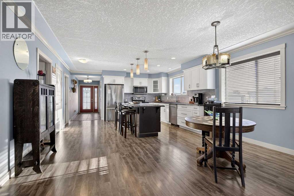 417 Frederick Avenue W, Standard, Alberta  T0J 3G0 - Photo 12 - A2283960