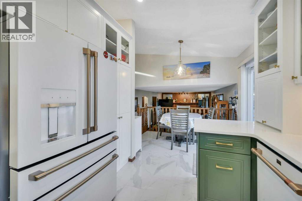 68 Roland Street, Red Deer, Alberta  T4P 3K9 - Photo 6 - A2273078