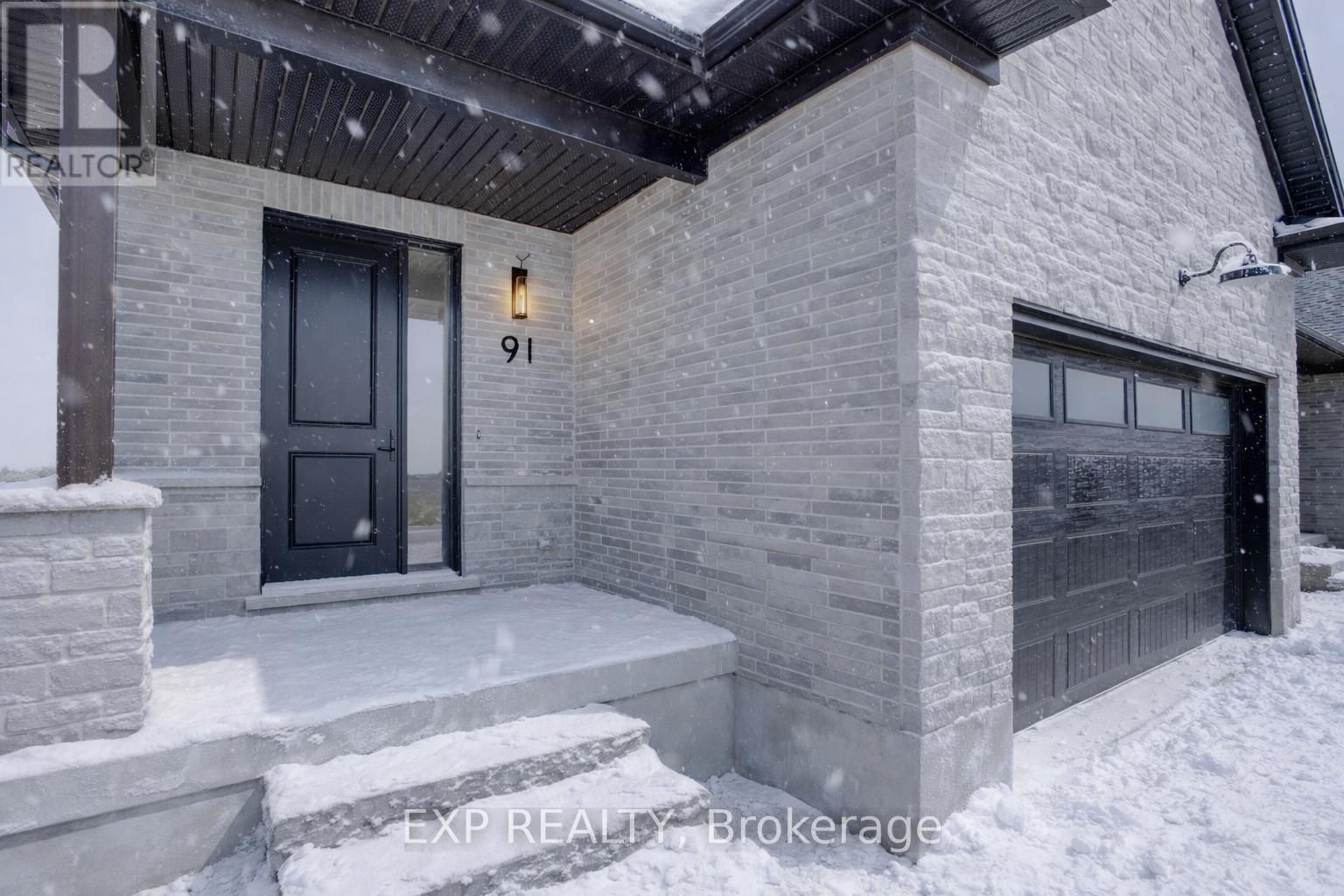 91 BEDELL DRIVE, Mapleton, Ontario