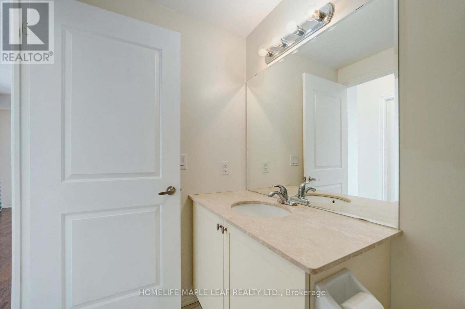 606 - 9235 Jane Street, Vaughan (Maple), Ontario  L6A 0J8 - Photo 7 - N12750326