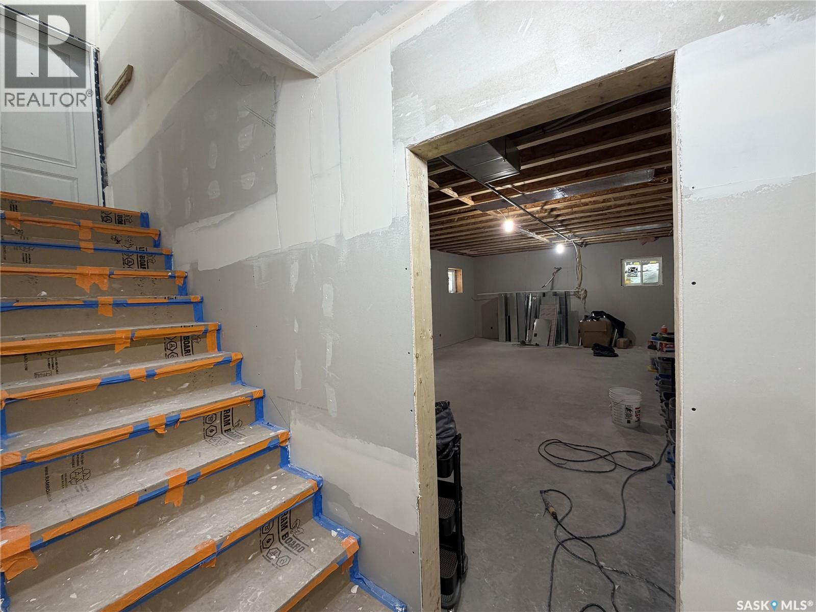 115 Q Avenue S, Saskatoon, Saskatchewan  S7M 2X9 - Photo 14 - SK028005