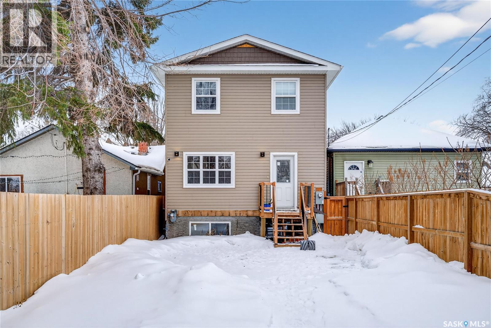 1430 D Avenue N, Saskatoon, Saskatchewan  S7L 1P4 - Photo 2 - SK027961