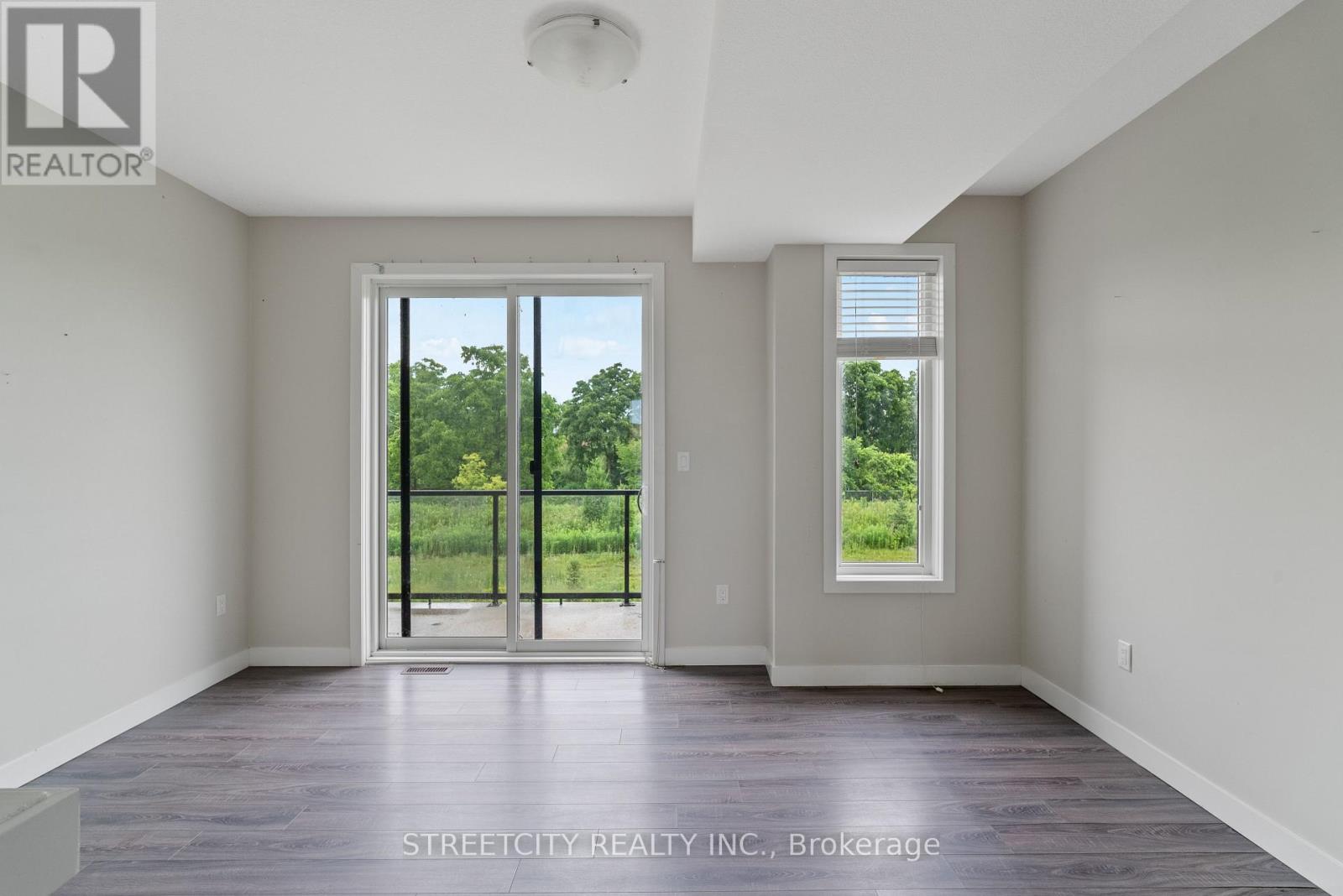 964 West Village Square, London North, Ontario  N6H 0J7 - Photo 17 - X12760804