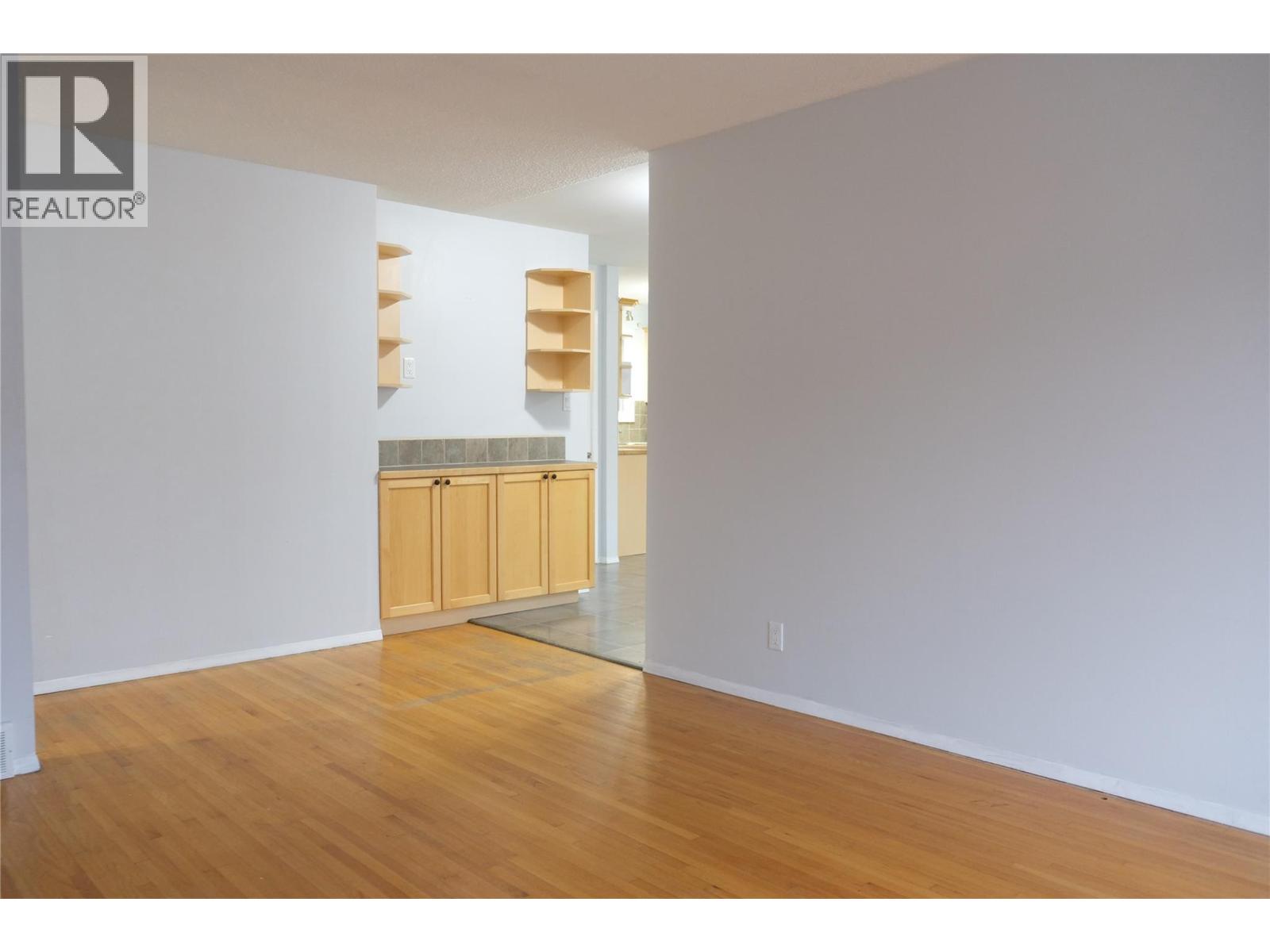 891 2nd Avenue, Fernie, British Columbia V0B 1M0 - Photo 14 - 10374948