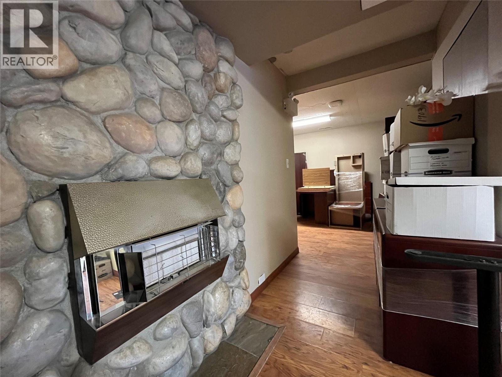 891 2nd Avenue, Fernie, British Columbia V0B 1M0 - Photo 33 - 10374948