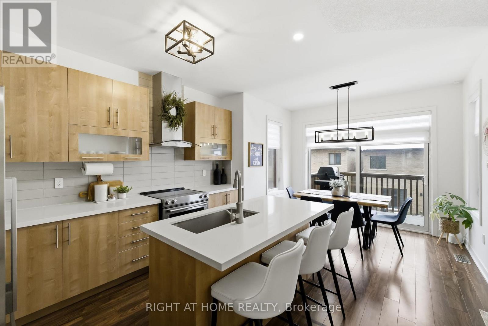 87 Barrister Avenue, Whitby, Ontario  L1R 0N3 - Photo 13 - E12761252