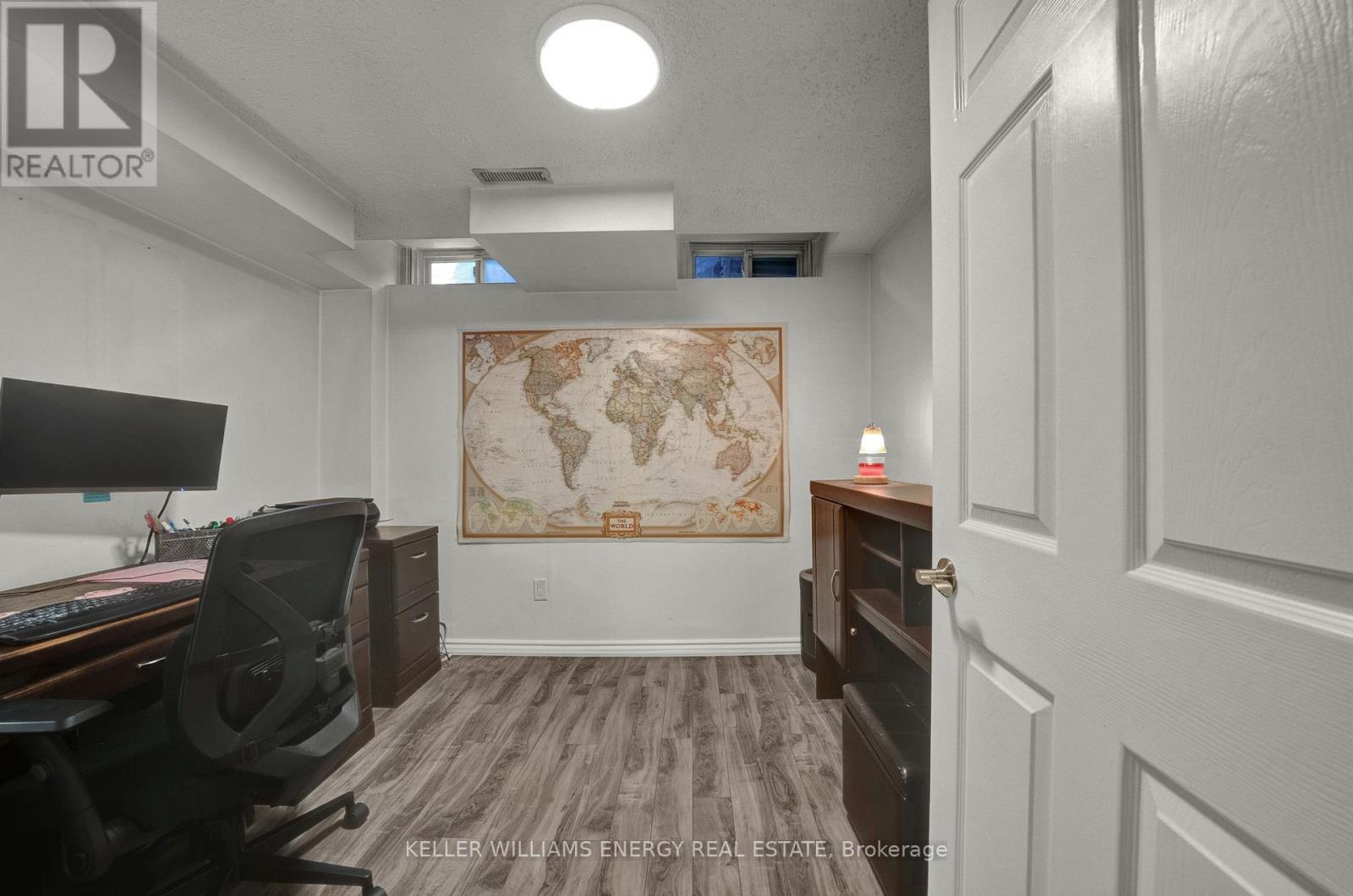 16 Creekwood Crescent, Whitby, Ontario  L1R 2K3 - Photo 36 - E12761400