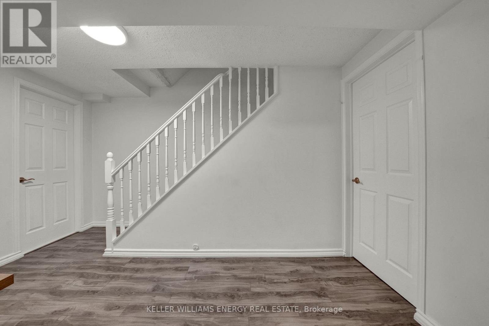 16 Creekwood Crescent, Whitby, Ontario  L1R 2K3 - Photo 41 - E12761400