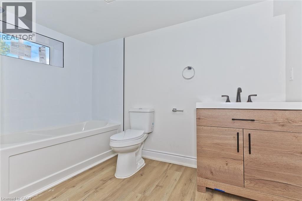 4743 Ryerson Crescent, Niagara Falls, Ontario  L2E 1E6 - Photo 39 - 40803190