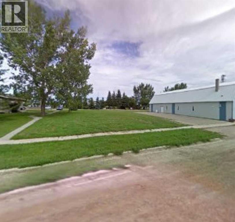 123 First Street S, Lomond, Alberta