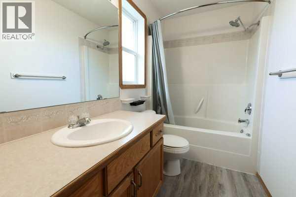 34 Kirkland Close, Red Deer, Alberta  T4P 4A3 - Photo 7 - A2269861