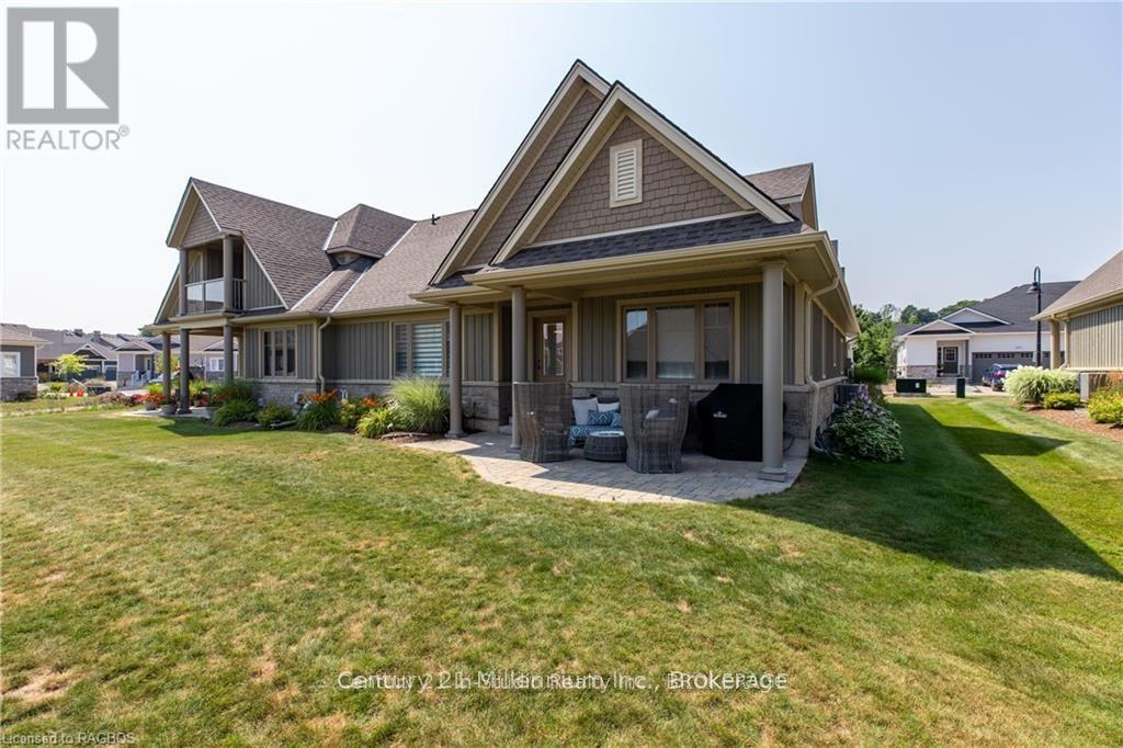 Third picture of 160 HAWTHORN CRESCENT