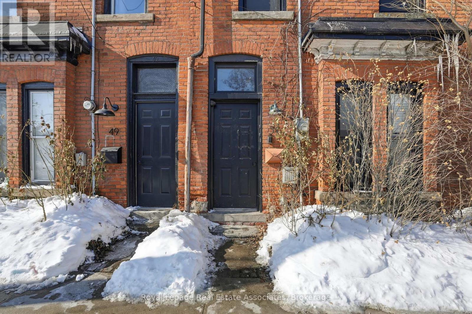 51 Wellington Street N, Hamilton, Ontario  L8R 1M9 - Photo 2 - X12760726