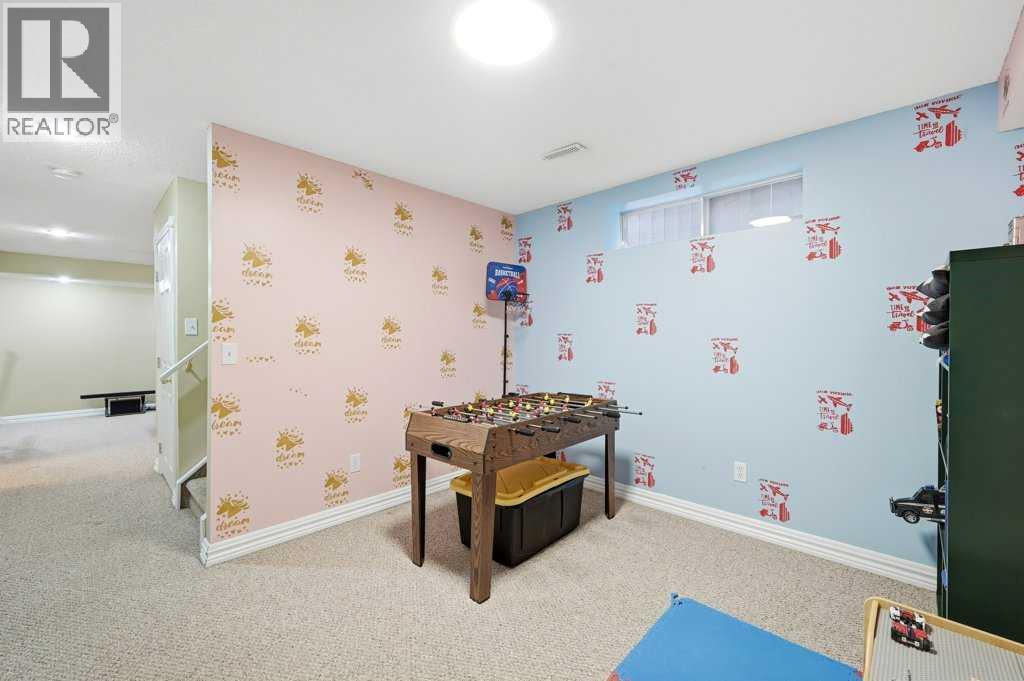 1009 Country Hills Circle Nw, Calgary, Alberta  T3K 4W7 - Photo 30 - A2279886