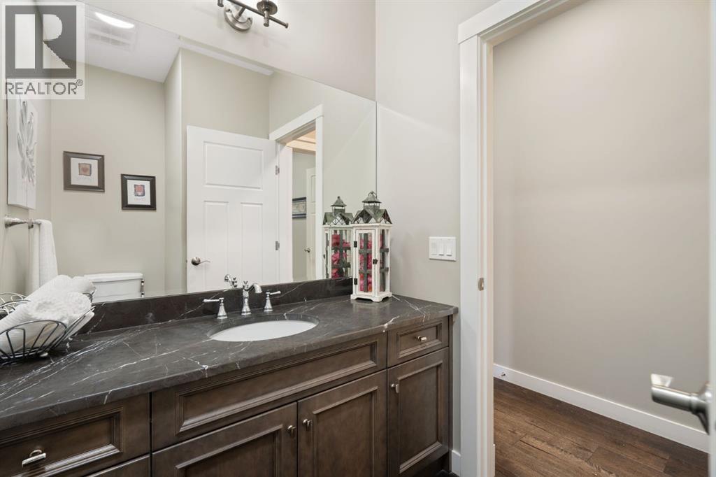 52 Elgin Estates View Se, Calgary, Alberta  T2Z 0Y4 - Photo 21 - A2282442