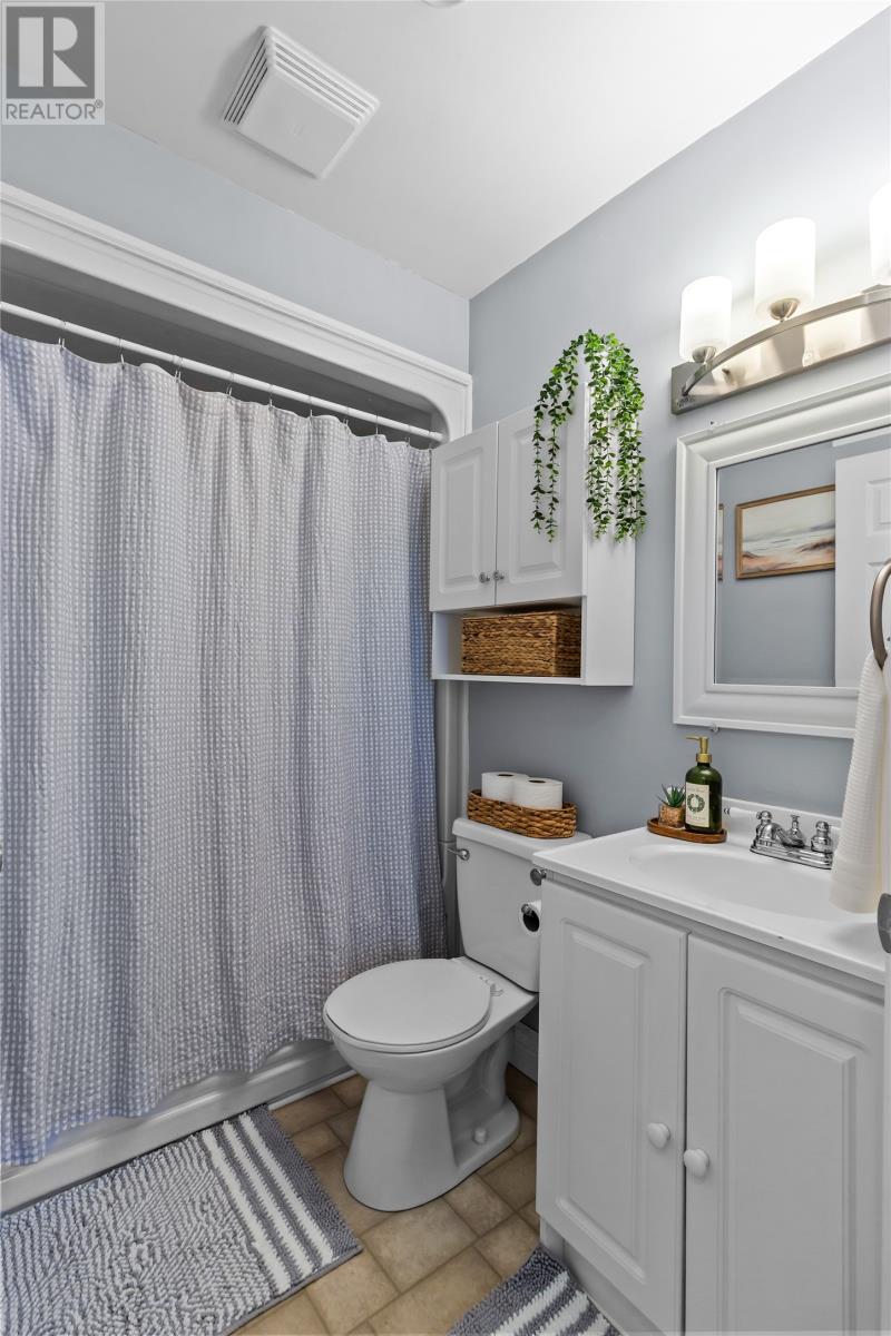 93 Guzzwell Drive, St. John's, Newfoundland & Labrador  A1A 4M6 - Photo 13 - 1294325