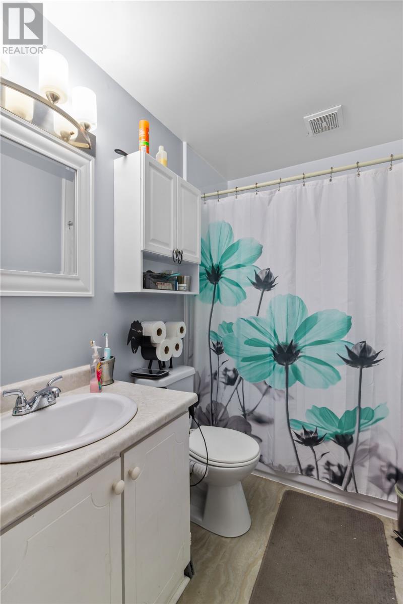 93 Guzzwell Drive, St. John's, Newfoundland & Labrador  A1A 4M6 - Photo 27 - 1294325