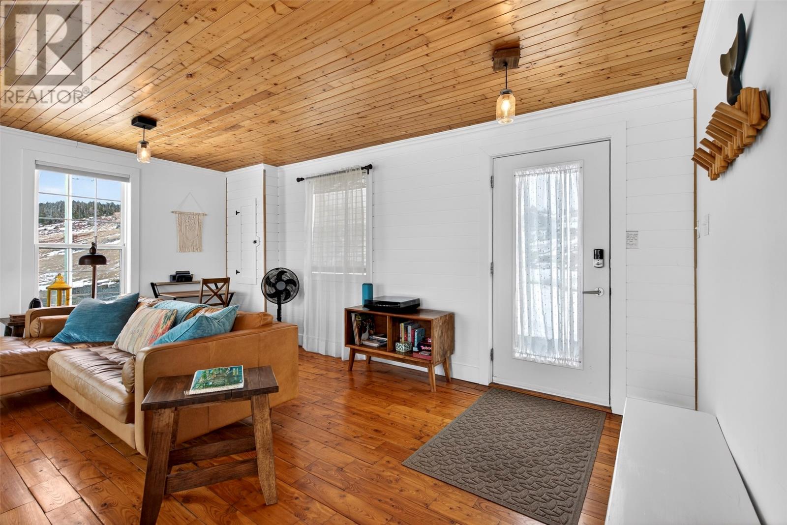 34 Bank Road, Pouch Cove, Newfoundland & Labrador  A0A 3L0 - Photo 8 - 1294249