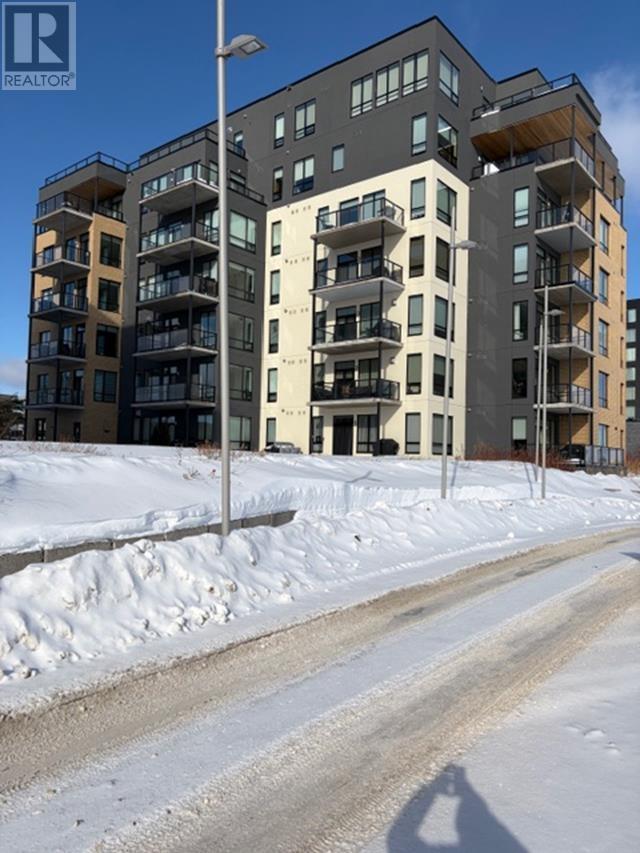 2103 2260 Sleeping Giant Pkwy, Thunder Bay, Ontario  P7A 0E7 - Photo 1 - TB2600155