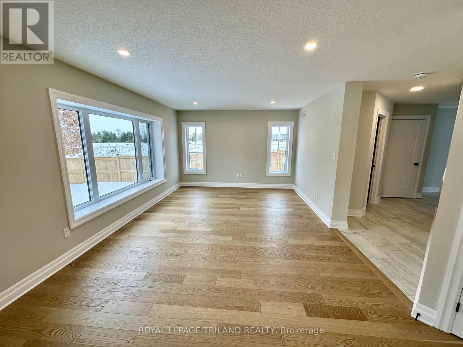 79 Hickory Lane, St. Thomas, Ontario  N5R 6K8 - Photo 20 - X12761394