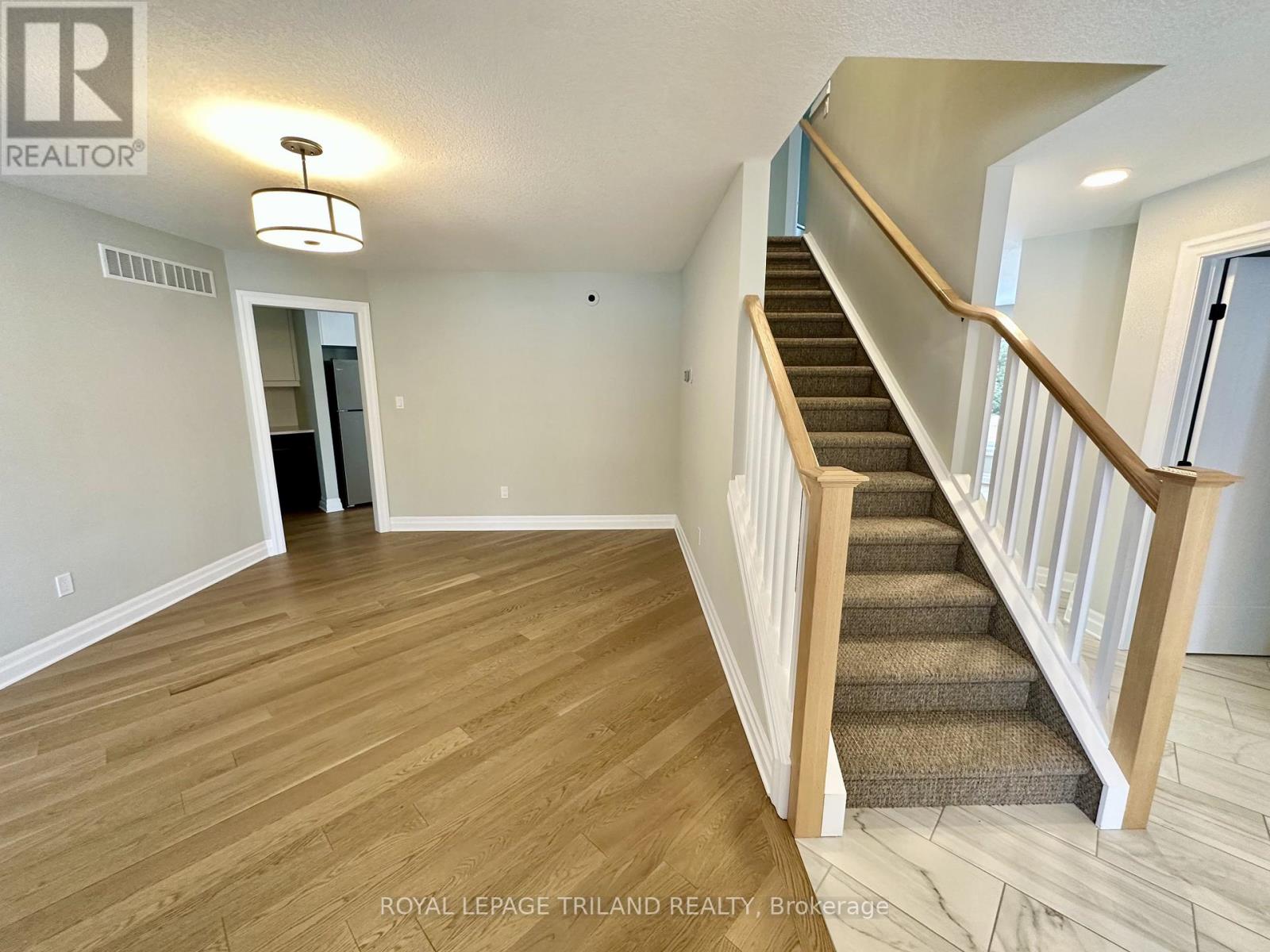 79 Hickory Lane, St. Thomas, Ontario  N5R 6K8 - Photo 21 - X12761394