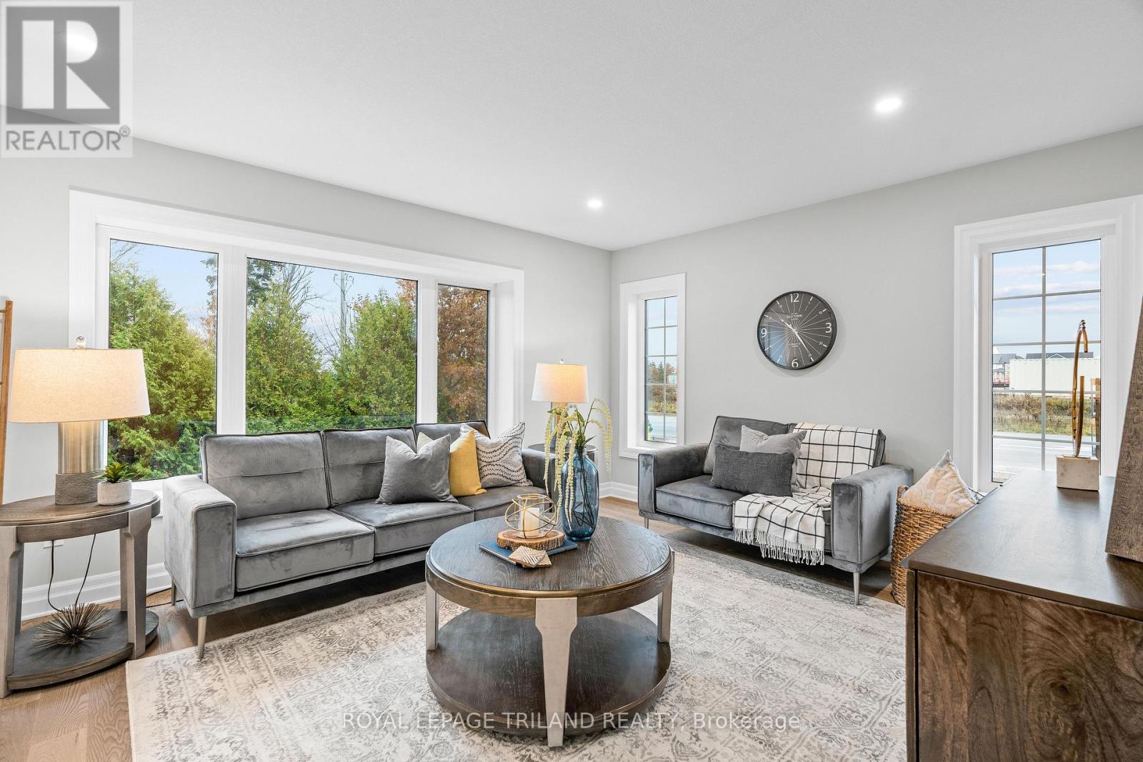 79 Hickory Lane, St. Thomas, Ontario  N5R 6K8 - Photo 5 - X12761394