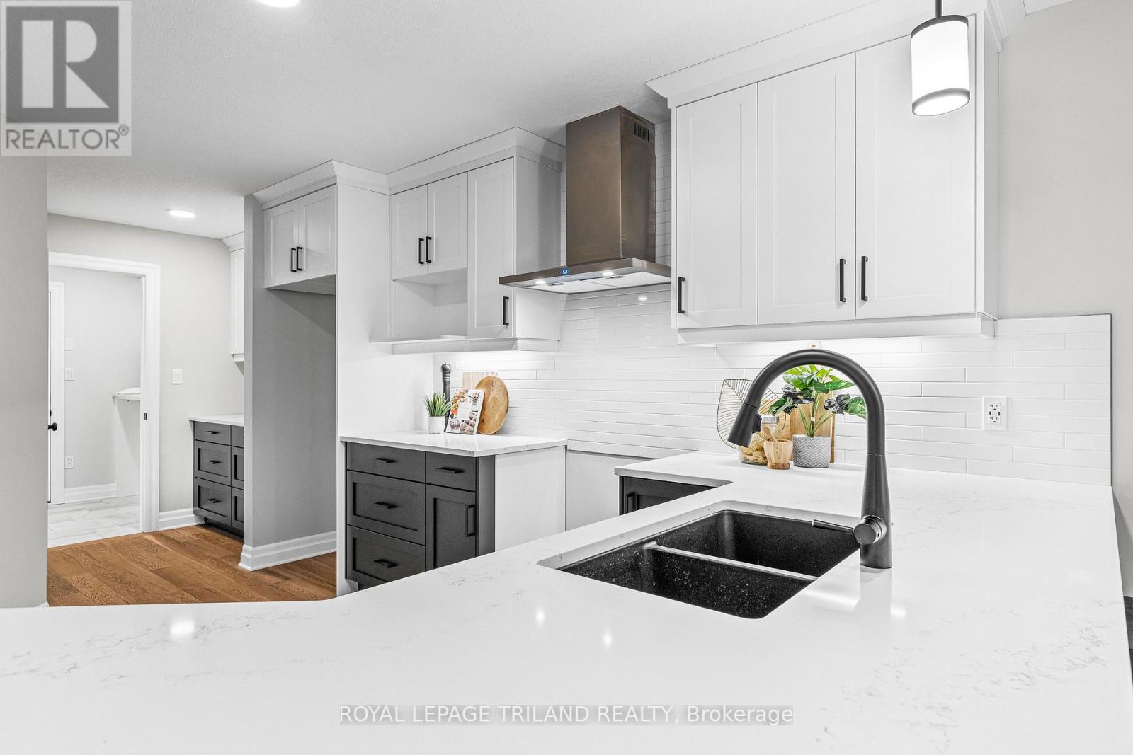 79 Hickory Lane, St. Thomas, Ontario  N5R 6K8 - Photo 6 - X12761394